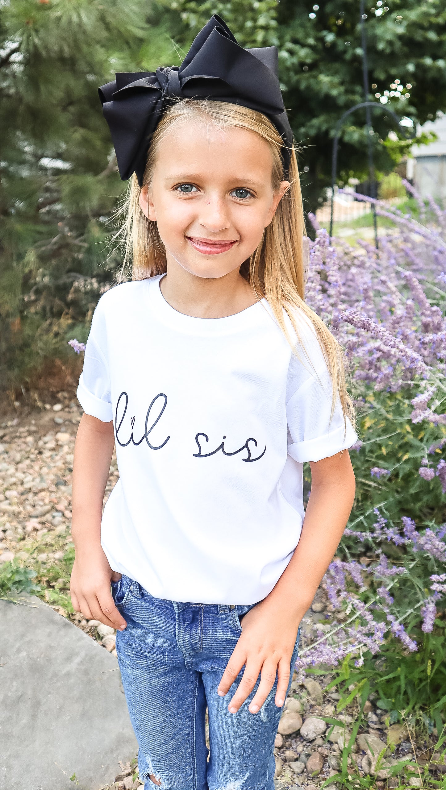 Lil Sis (Cursive) Short Sleeve Crewneck T-Shirt - Kids