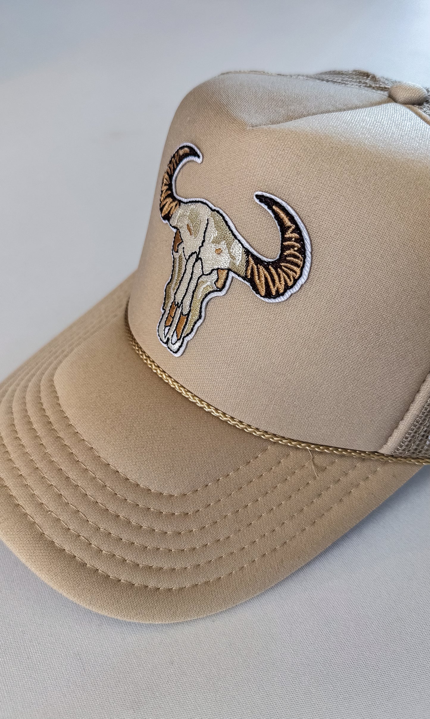 Western Skull Embroidery Trucker Hat