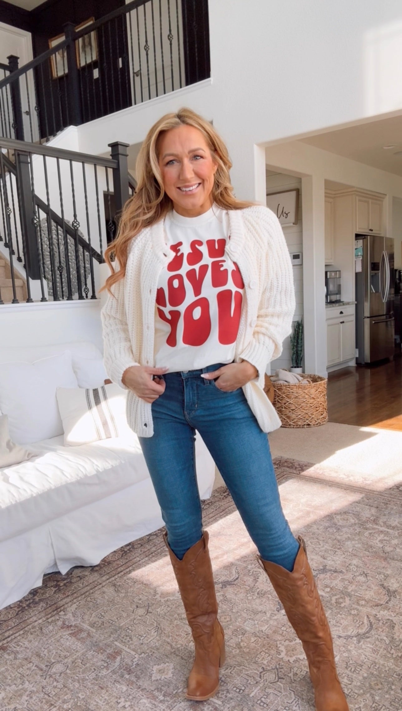 Jesus Loves You Shirt - Unisex